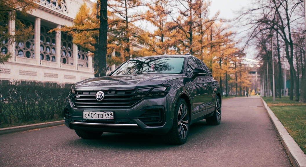 Volkswagen показал на видео &laquo;загадочную&raquo; новинку