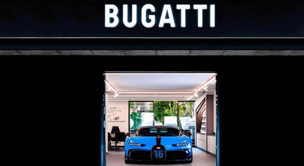 Bugatti изменил свой логотип и фирменный стиль