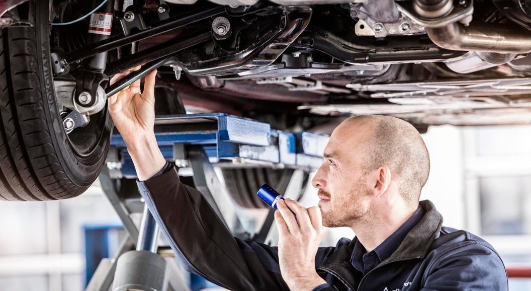 В России хотят усилить контроль за техническими экспертами по ТО