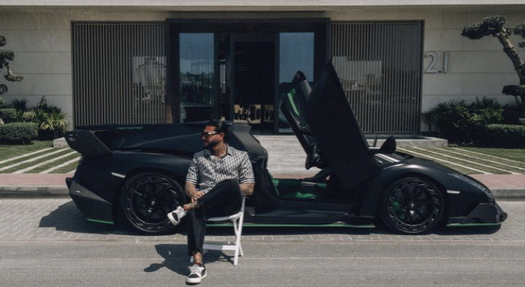 Тимати купил редчайший в мире суперкар Lamborghini за 725 млн рублей?