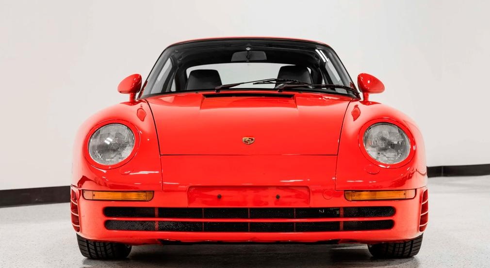 Один из редчайших Porsche 959 продают за 162 млн рублей