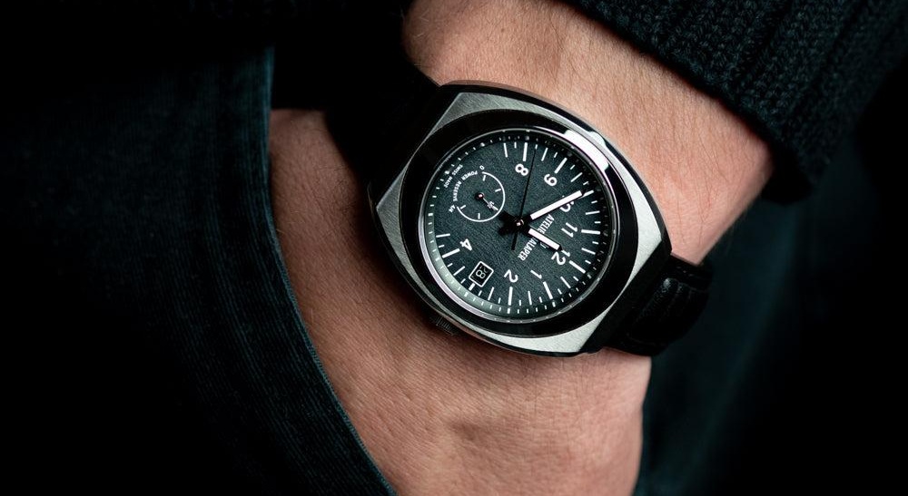 Лимитированные часы Jalaper получили детали от Lamborghini Miura