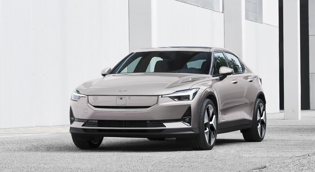 Обновлённый Polestar 2 получил задний привод вместо переднего и стал мощнее