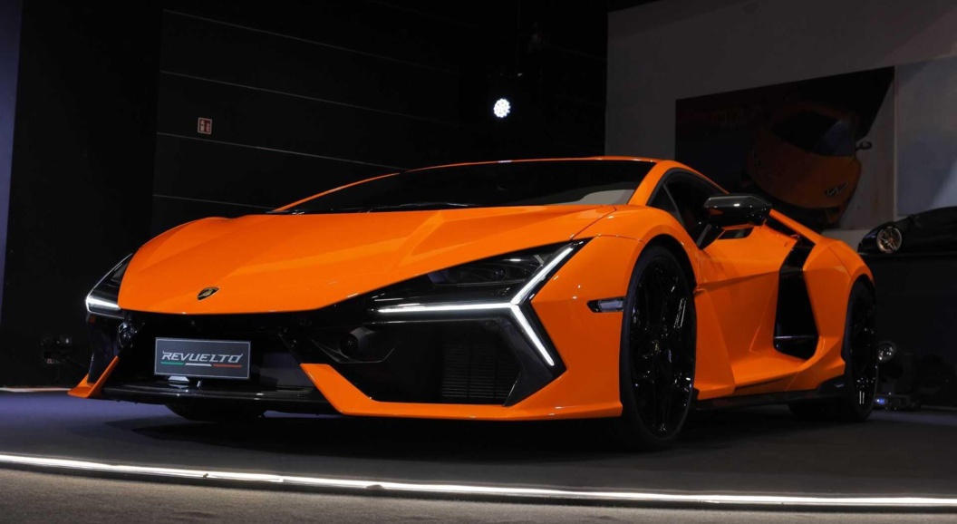 В Австралии введут особую категорию прав для владельцев суперкаров