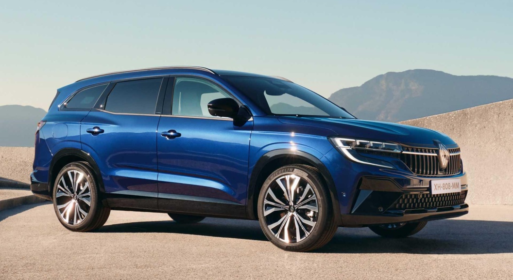 Минивэн Renault Espace сменил поколение и стал гибридным кроссовером