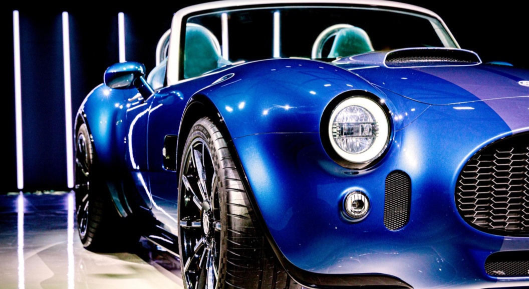 AC Cars показала &laquo;возрождённый&raquo; родстер Cobra GT