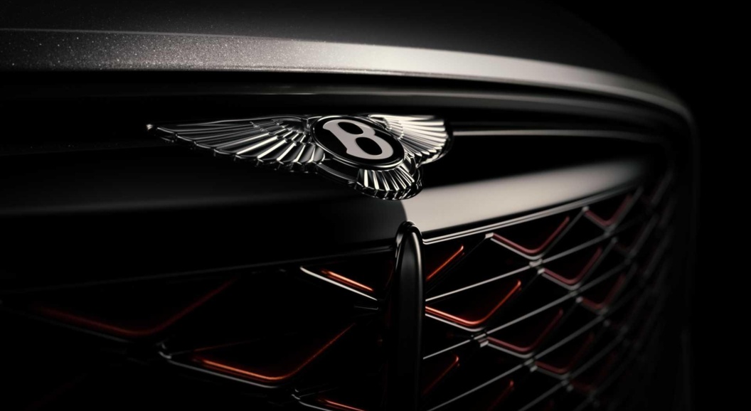 Bentley продолжает раскрывать эксклюзивное купе Batur на тизерных видео