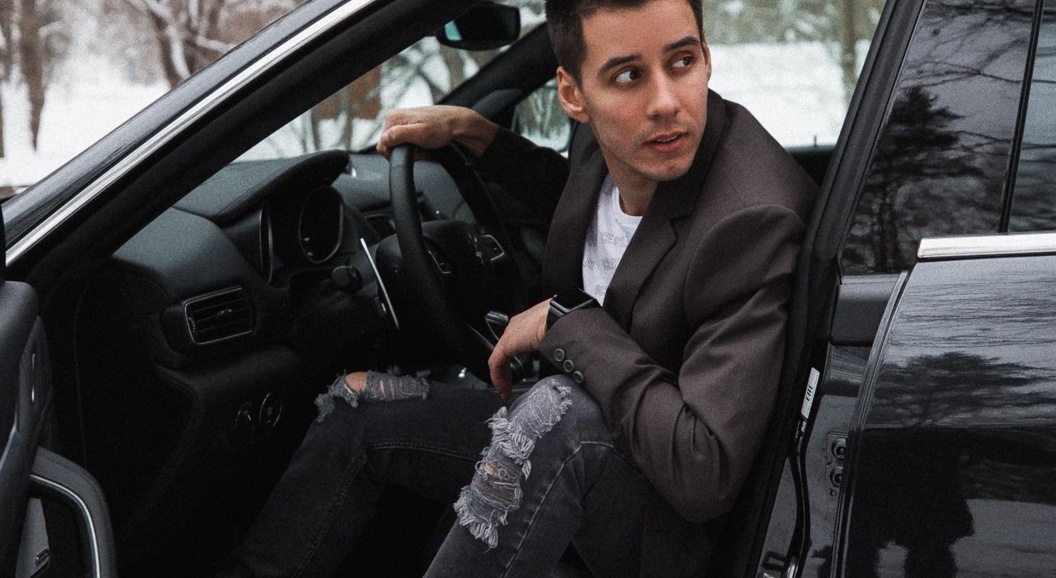 Блогер Дима Гордей купил себе отечественную машину