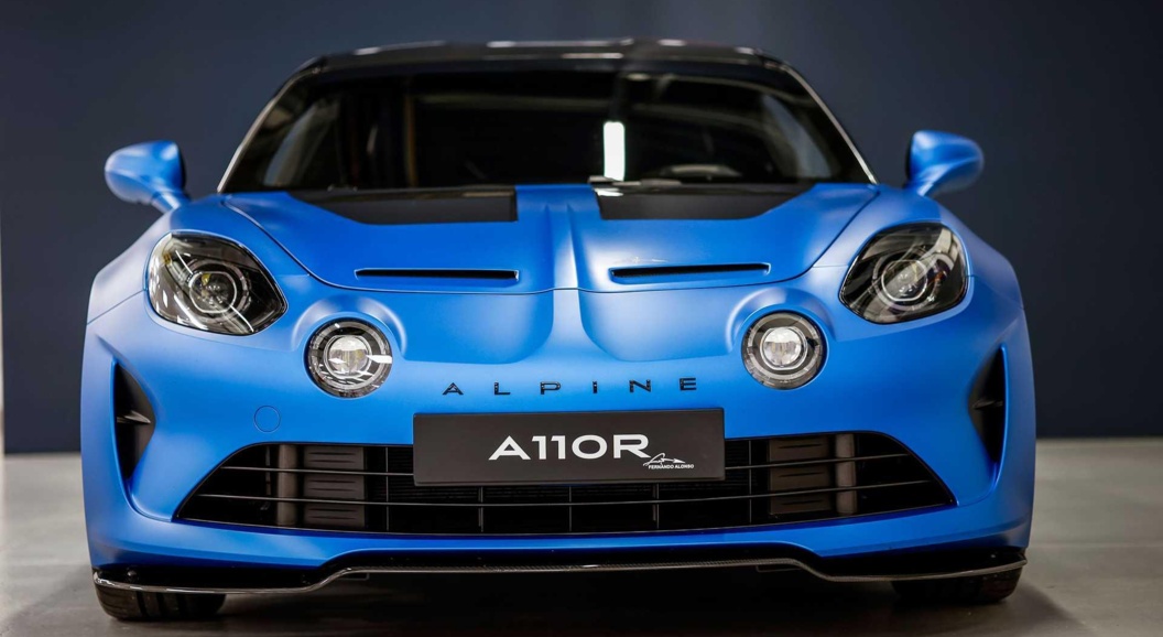 Alpine посвятила Фернандо Алонсо спецверсю купе A110 R
