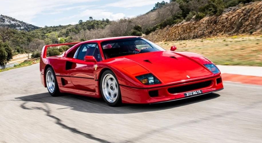 С молотка уйдёт Ferrari F40 Алена Проста
