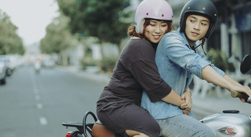 Двойка на мотоцикле: что, как и зачем