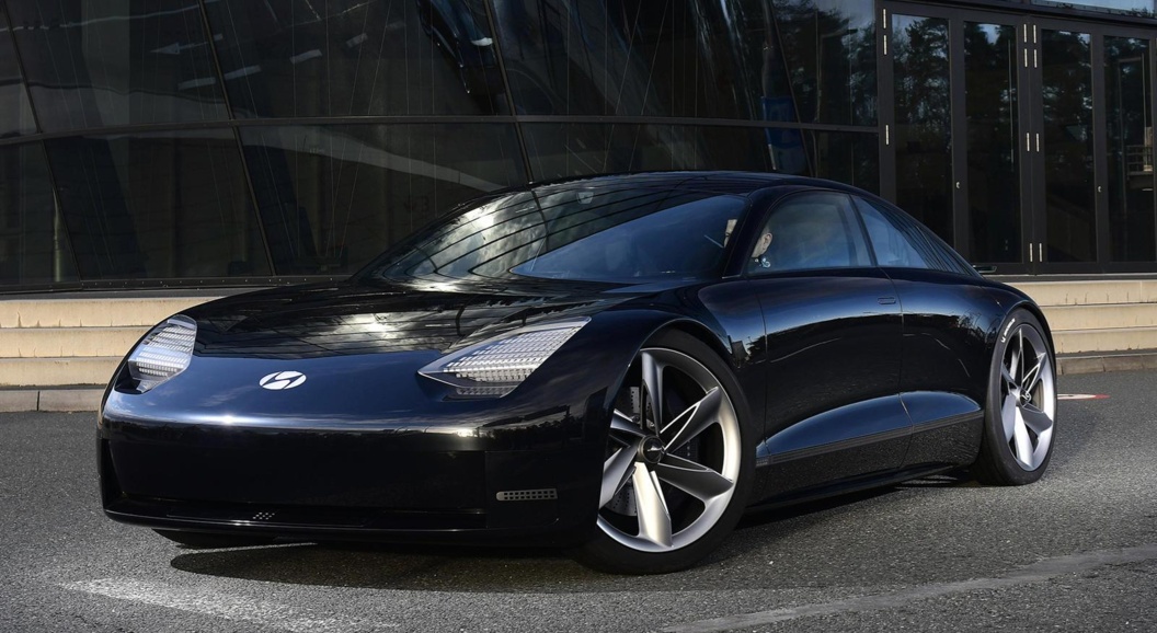 Hyundai намекнул на необычную форму кузова нового электрокара Ioniq 6
