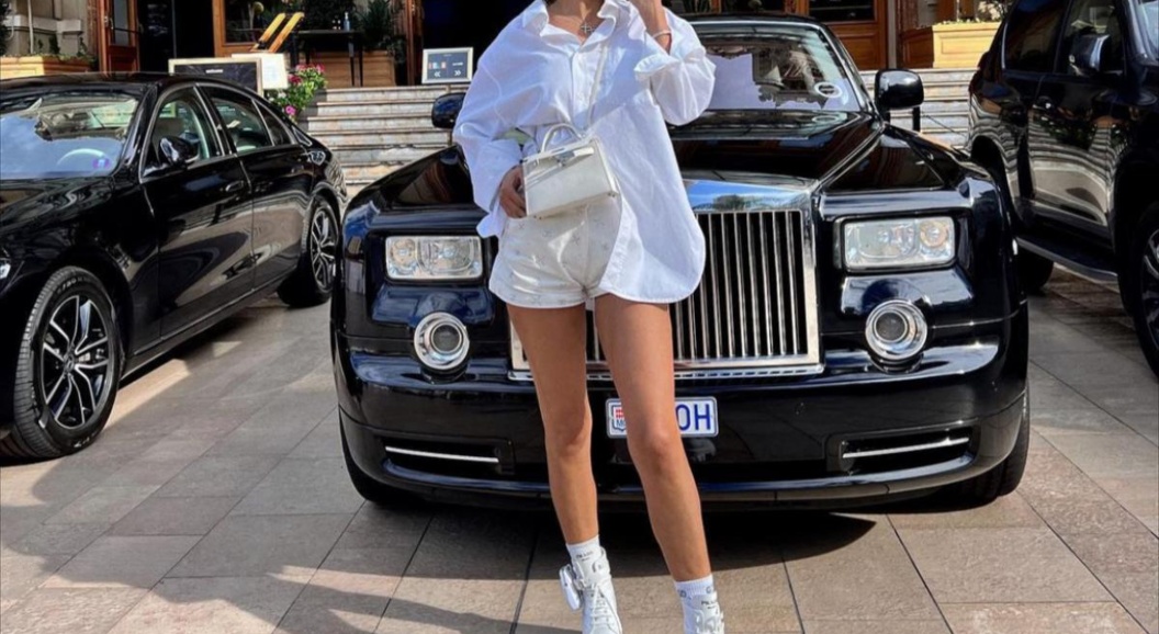 Виктория Боня разбила свой Rolls-Royce