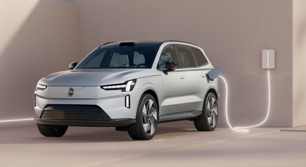 Новый электрокросс Volvo EX90 стал предвестником &laquo;зелёной эры&raquo; бренда