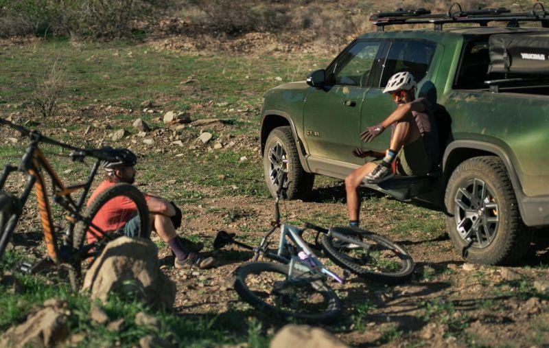lzrivoxd_63e14a86d4b40_rivian_01.jpg
