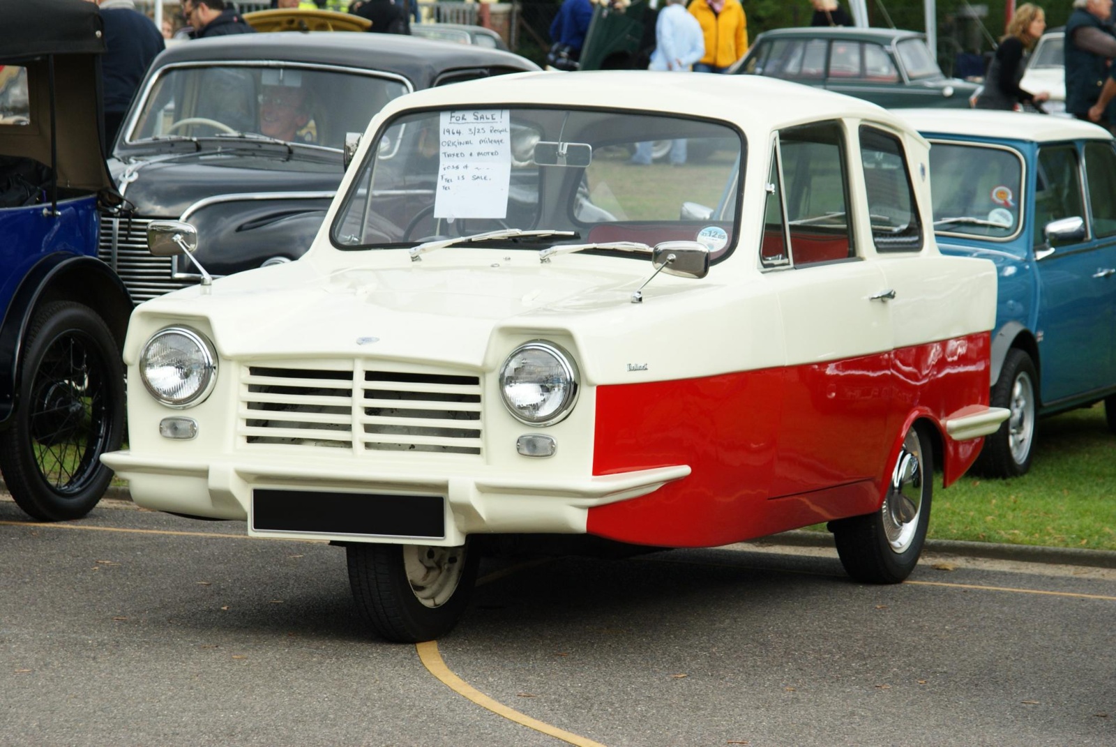 rdzthomn_5c75263f4d96c_reliant-regal.jpg