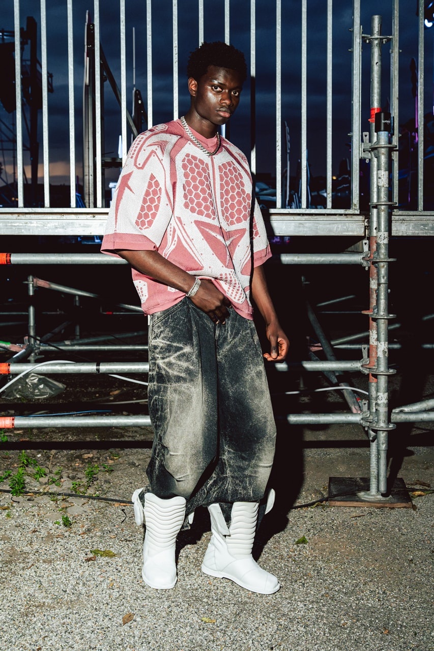 https---hypebeast.com-image-2024-06-18-PDF_HOLYMOTOR_SS25_Look-4 https---hypebeast.com-image-2024-06-18-PDF_HOLYMOTOR_SS25_Look-4