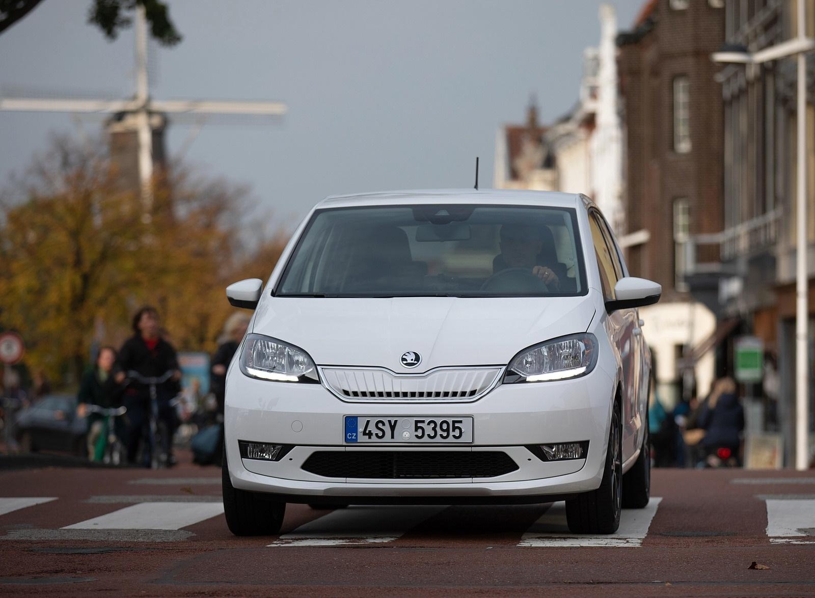 fioadqcw_621d2f3451810_2020-skoda-citigo-iv-plug-in-hybrid-front-wallpaper-4.jpg