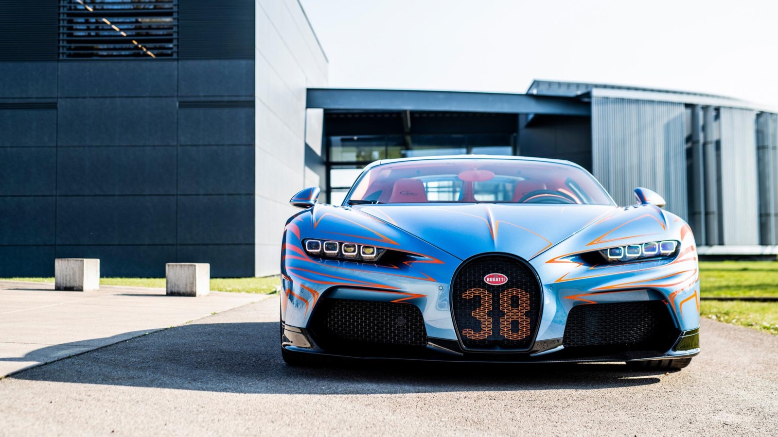 ahsqdyln_631b87f64e069_bugatti-chiron-super-sport-vague-de-lumiere-2022-bugatti-chi.jpg