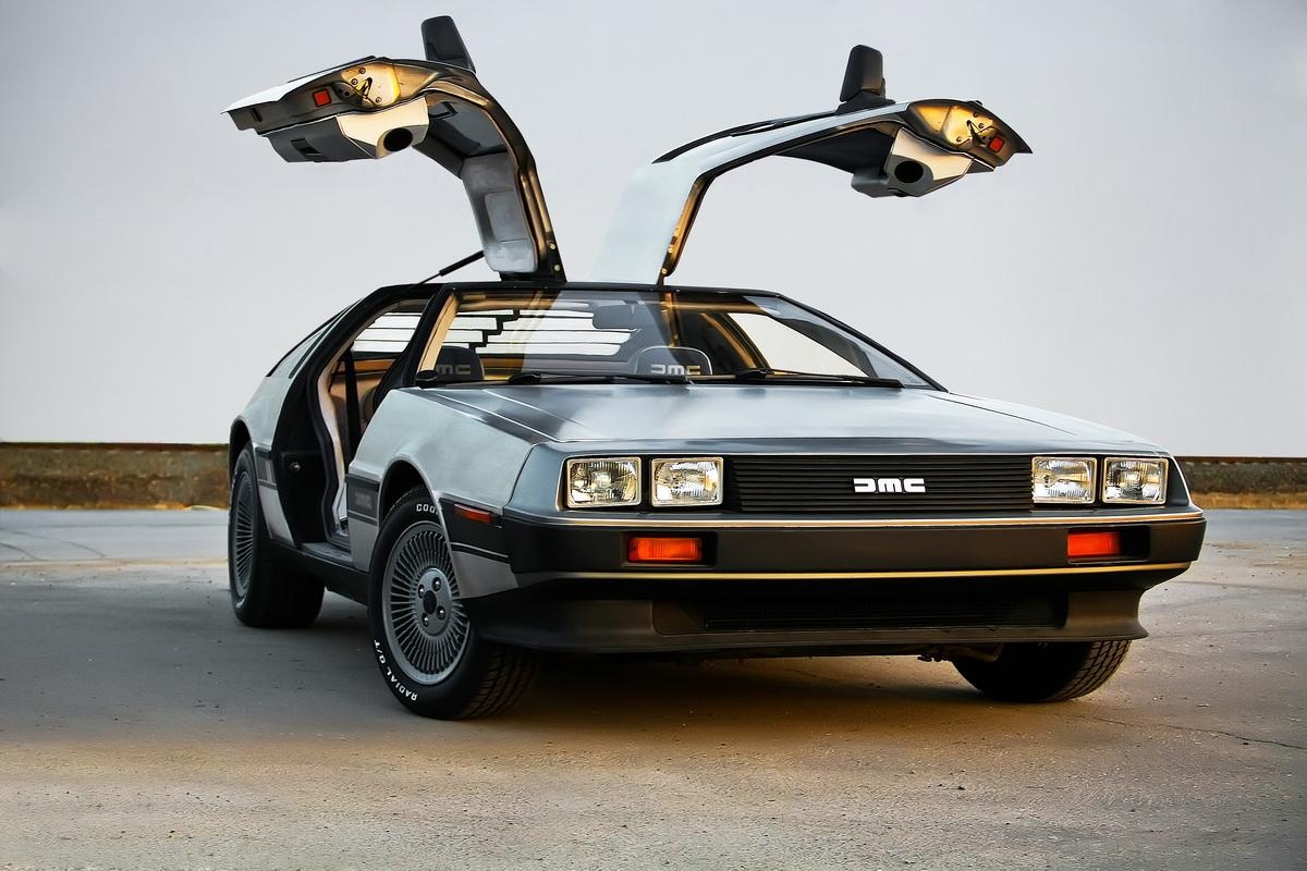 fyxziupn_5df0aa9219385_delorean-dmc-12.jpg