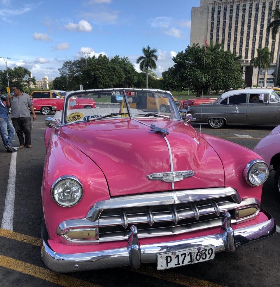 Куба: страна-музей американских ретро-авто
