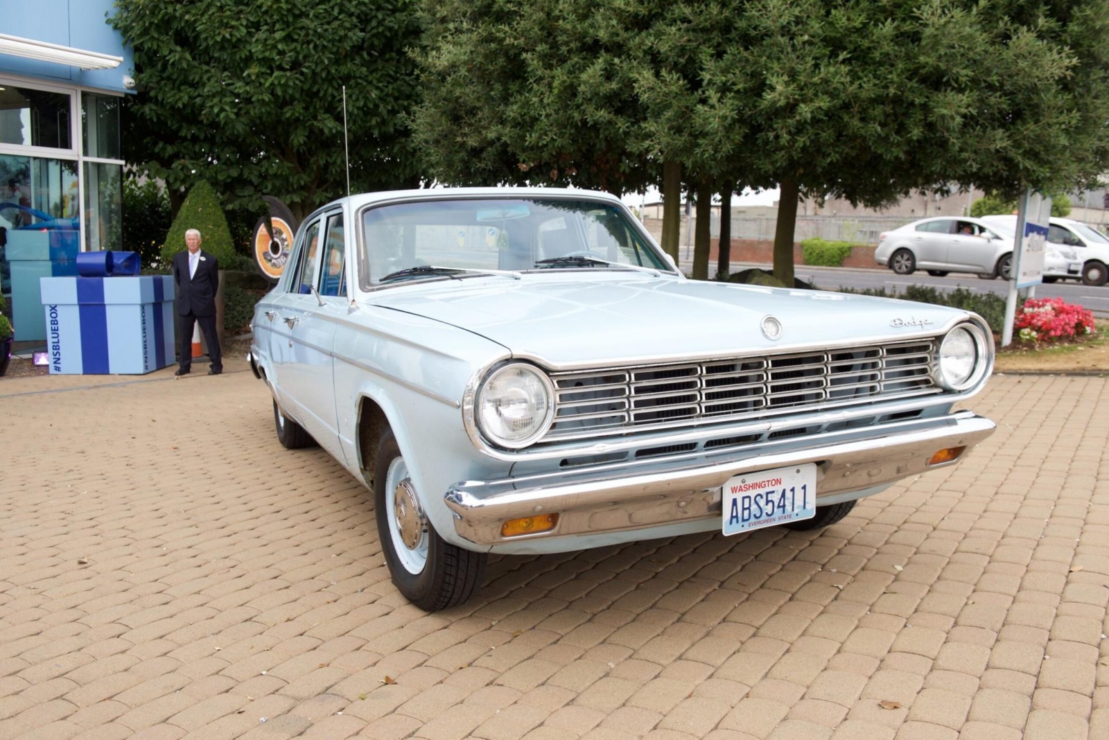 bueqwcdo_625557110c40f_kurt-cobain-dodge-dart-museum-of-style-icons-scaled.jpg
