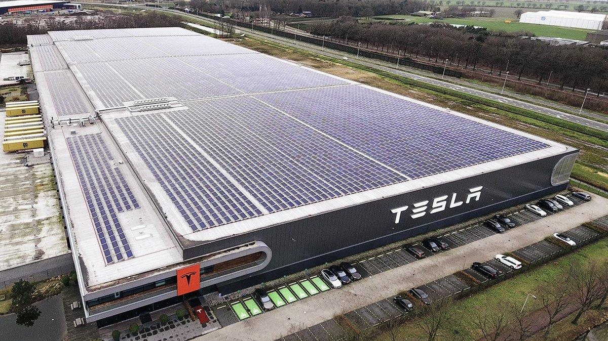 sxbiduvt_61f7eec57f940_tesla-tilburg-factory_1200x.jpeg