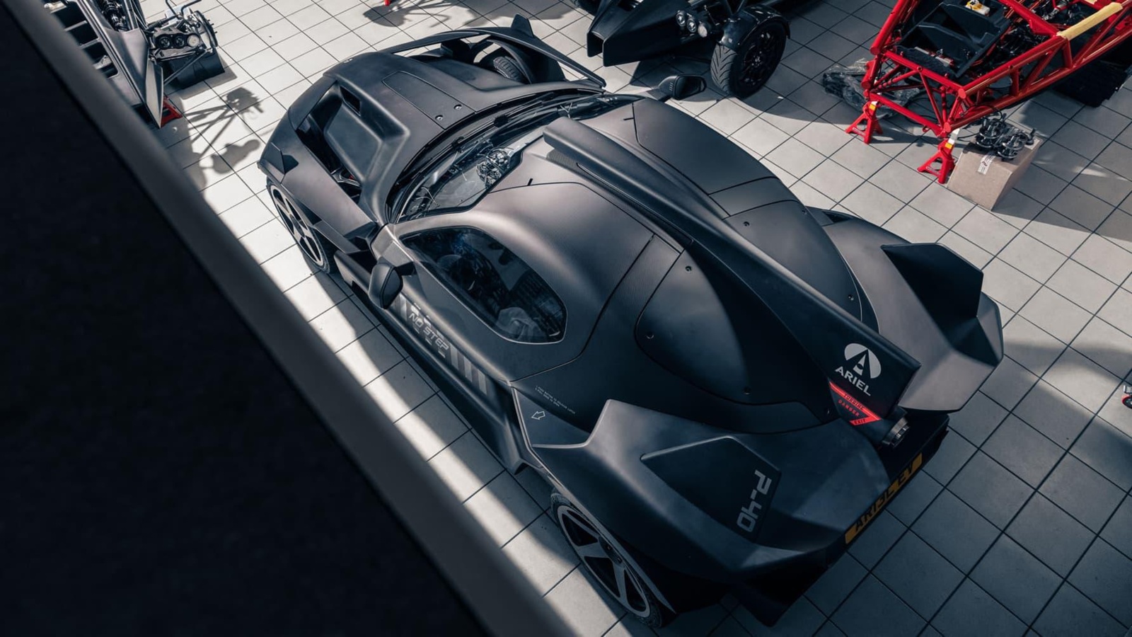 gyahzuis_63106950b922e_topgear-ariel-hipercar-030.jpg