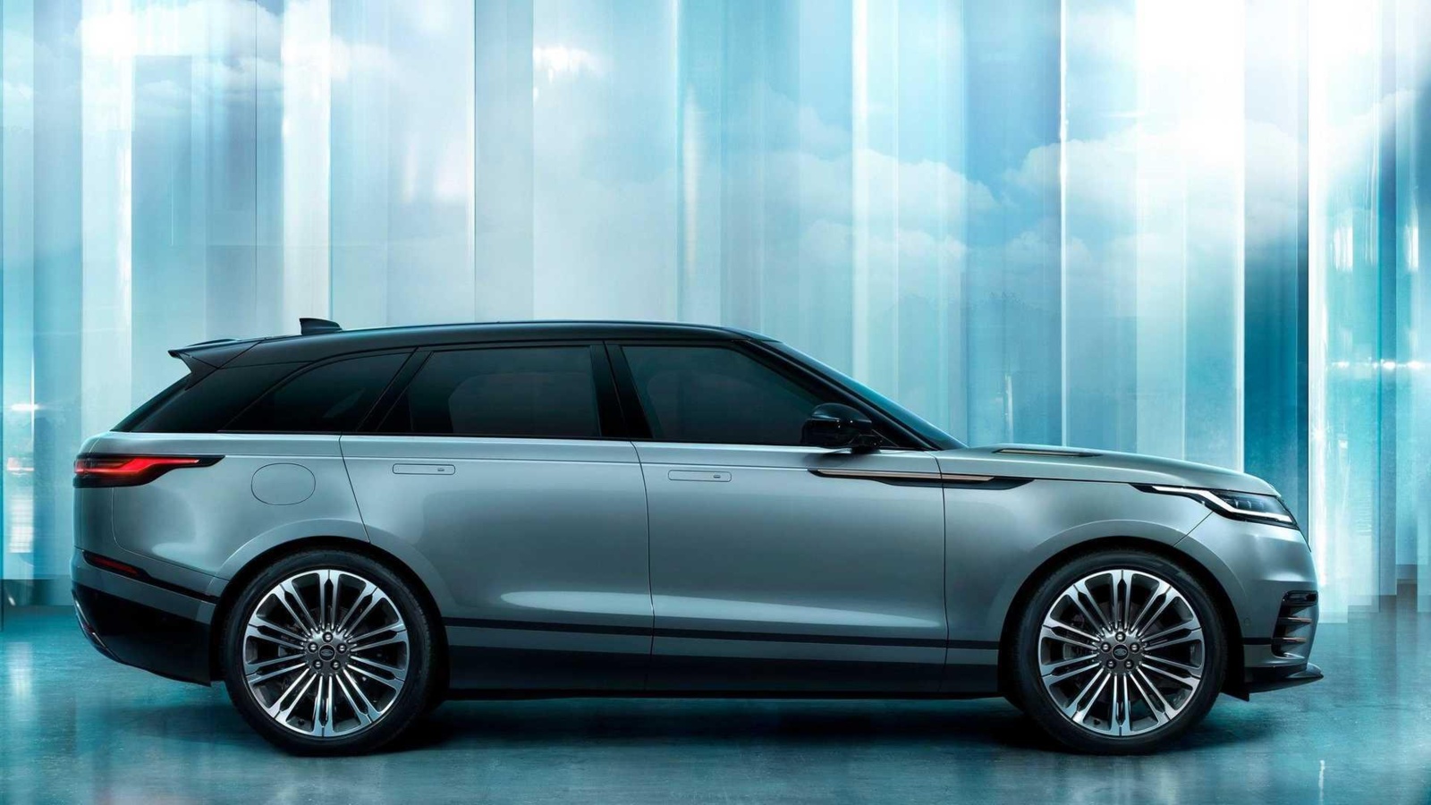 qjumyedx_63db8814eb938_2024-range-rover-velar-2.jpg