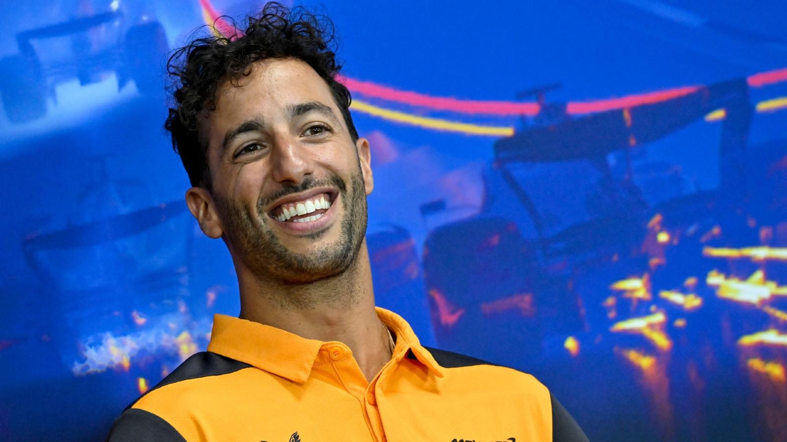 azxjcpnk_6312353bd09e9_mclaren-daniel-ricciardo-belgian-grand-prix-planet-f1.jpg