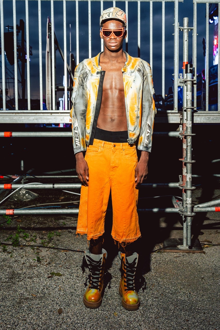 https---hypebeast.com-image-2024-06-18-PDF_HOLYMOTOR_SS25_Look-15 https---hypebeast.com-image-2024-06-18-PDF_HOLYMOTOR_SS25_Look-15