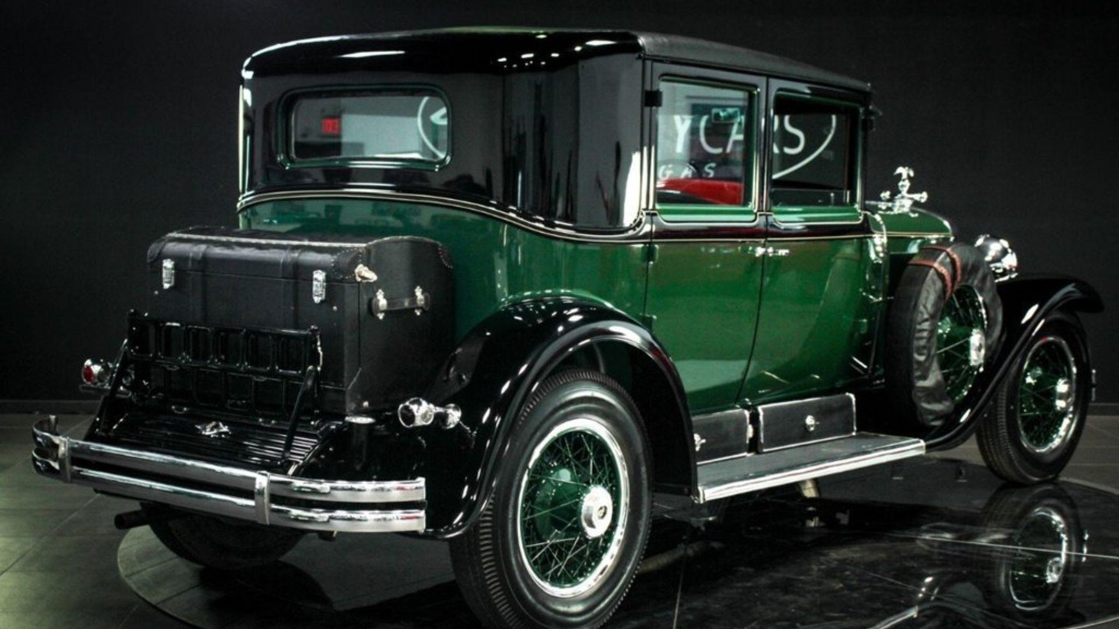 gpznmyds_5e68c3cde24d6_cadillac-v8-town-1928.jpg