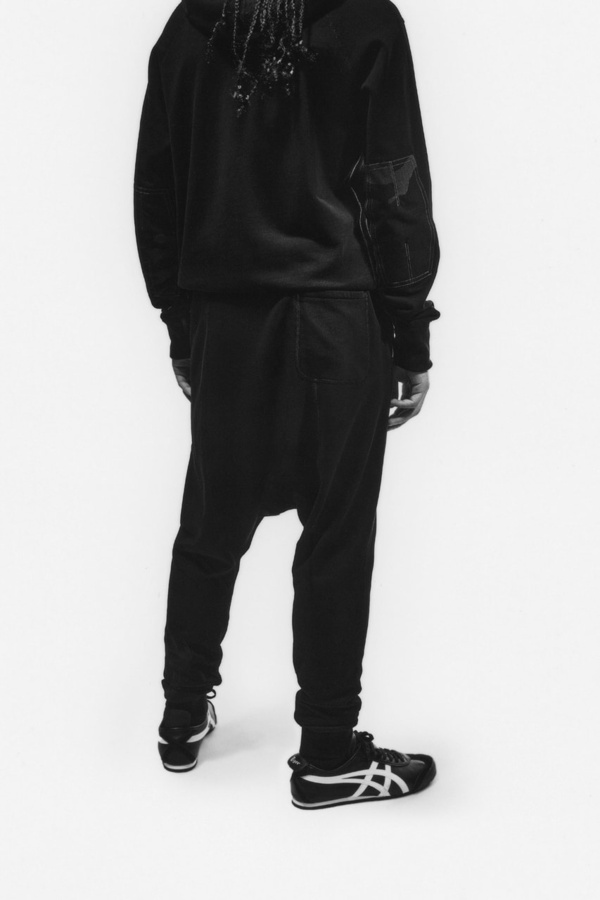 https---hypebeast.com-image-2023-09-Reigning-Champ-x-Junya-Watanabe-MAN-Moto-Inspired-Collection-7