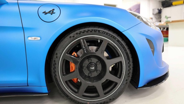 hcorgblk_633ffb9f667b3_alpine-a110r-fernando-alonso-3.jpg