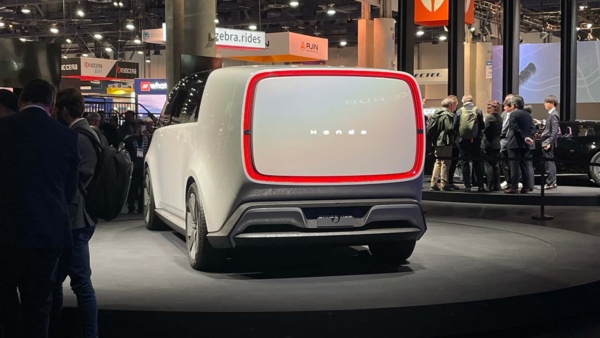 2024-honda-space-hub-ev-concept-live-at-ces-2024