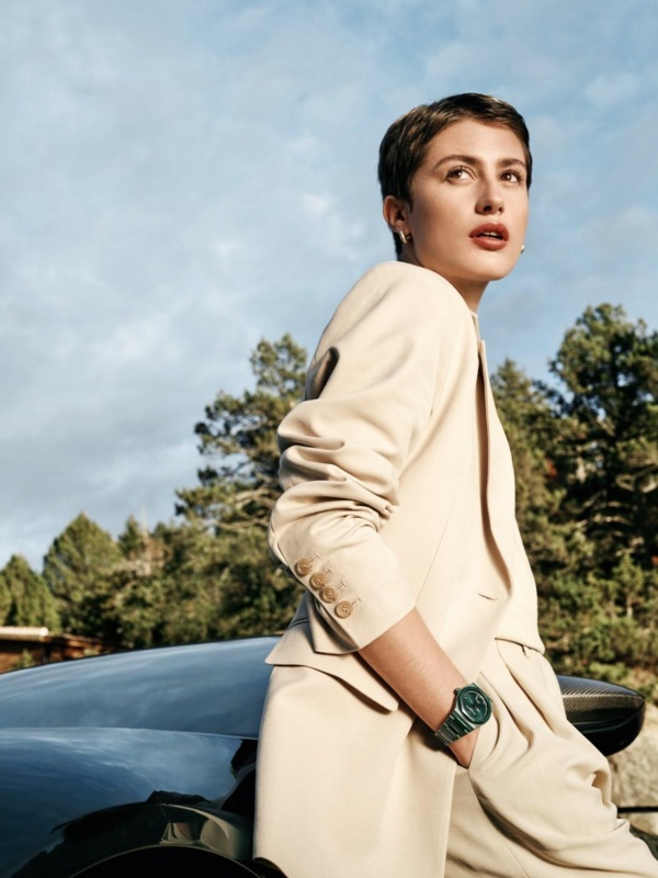 lhwxofir_64186567da359_introducing-the-girard-perregaux-laureato-green-ceramic-aston-martin-edition-7-large.jpg