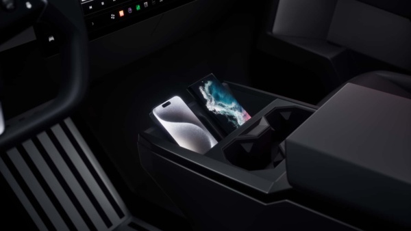 tesla-cybertruck-interior-4