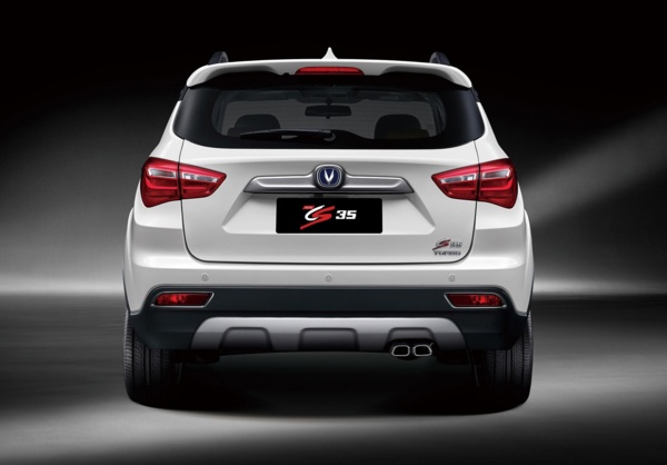 zyajtrbw_5eb01e28b54cc_changan-cs35_2.jpg