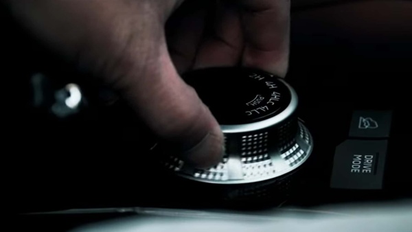 2024-mitsubishi-triton-l200-teaser-3