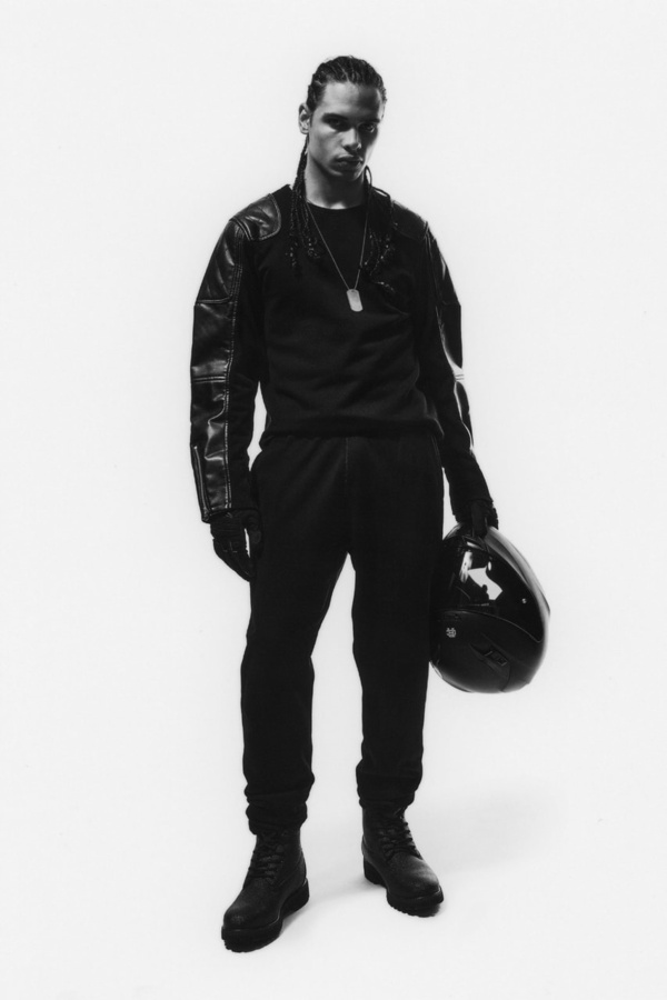 https---hypebeast.com-image-2023-09-Reigning-Champ-x-Junya-Watanabe-MAN-Moto-Inspired-Collection-3