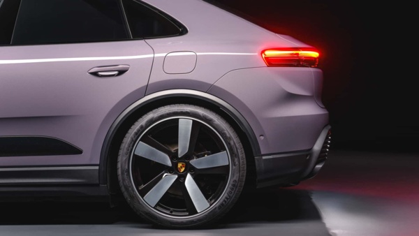 2024-porsche-macan-ev-6