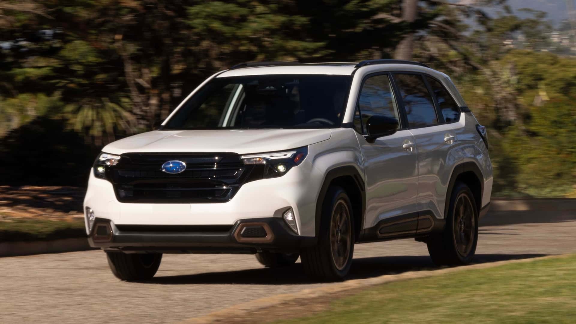 2025-subaru-forester-sport-exterior 2025-subaru-forester-sport-exterior