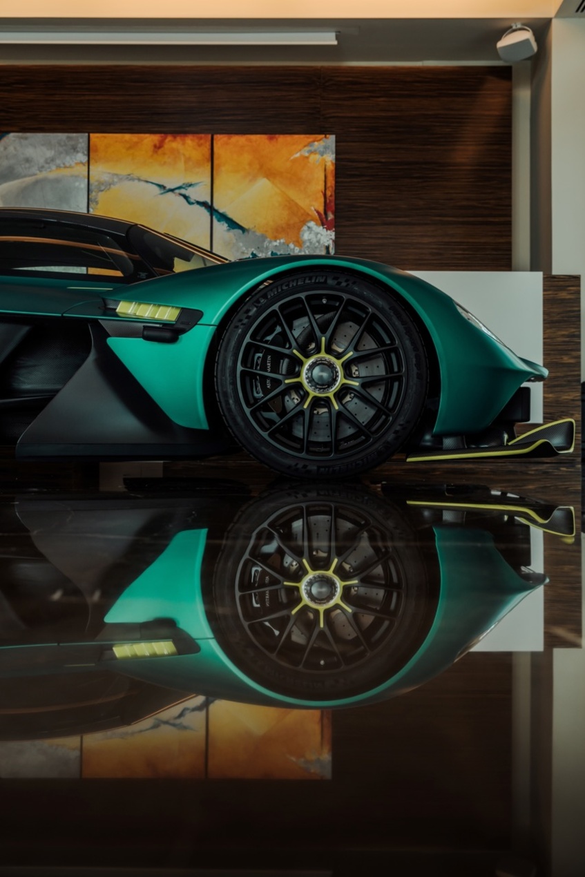 Aston Martin Valkyrie_Fernando Alonso_11 — крупный размер